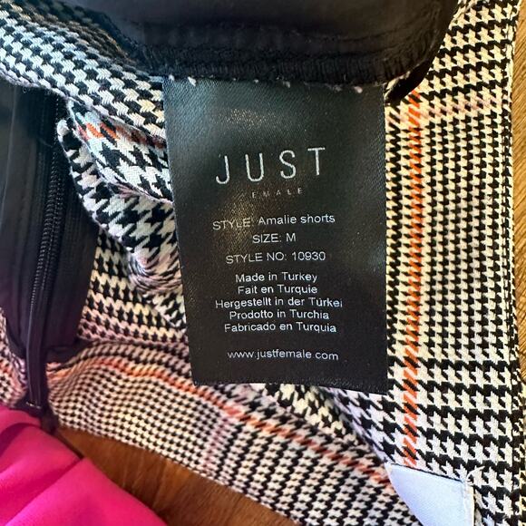 Just Female Amalie Houndstooth Shorts Size Medium Black Pink Orange Cream - Picture 5 of 13